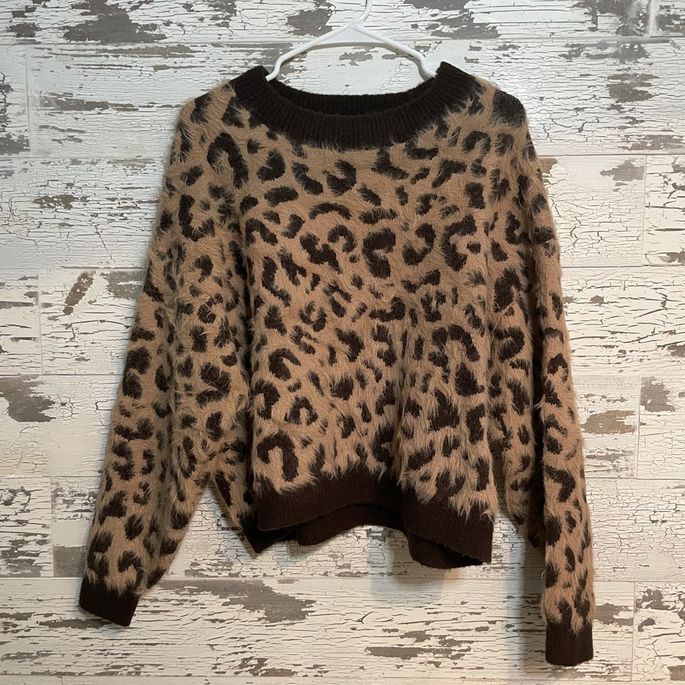 H&M leopard sweater